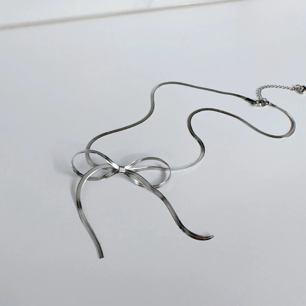 Bowknot Chain Necklace