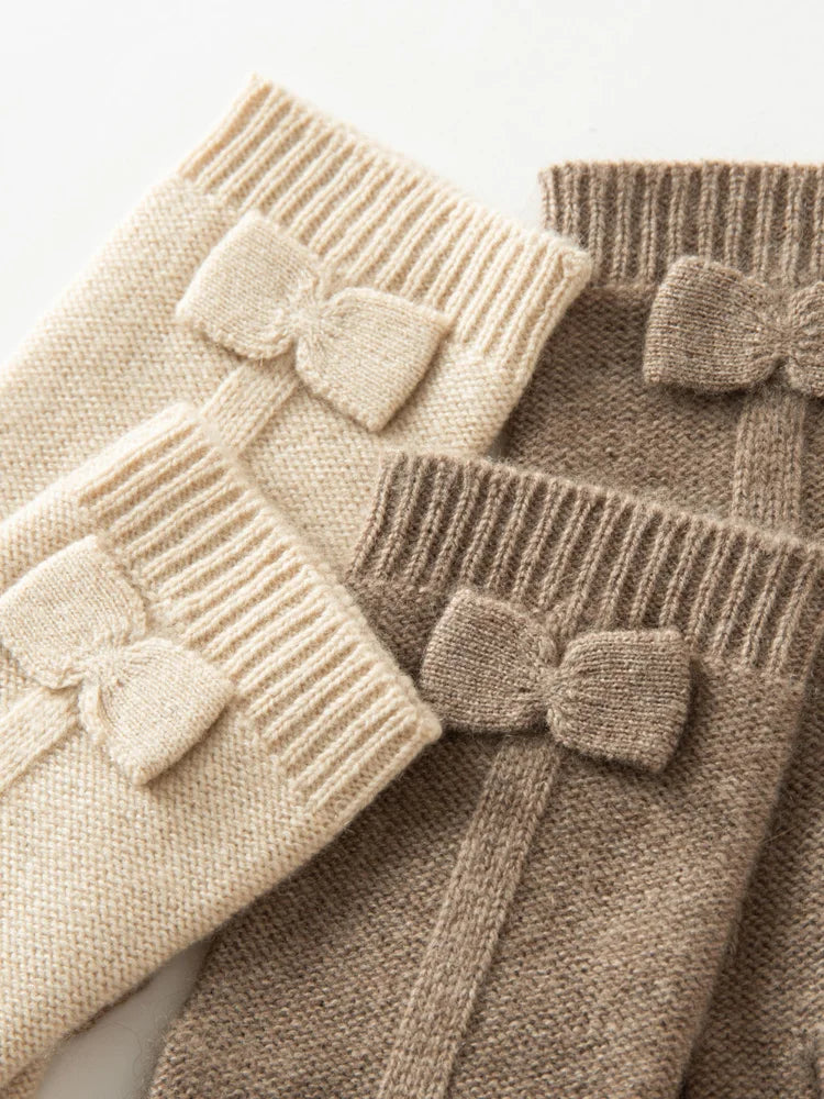 100% Cashmere Knitted Gloves