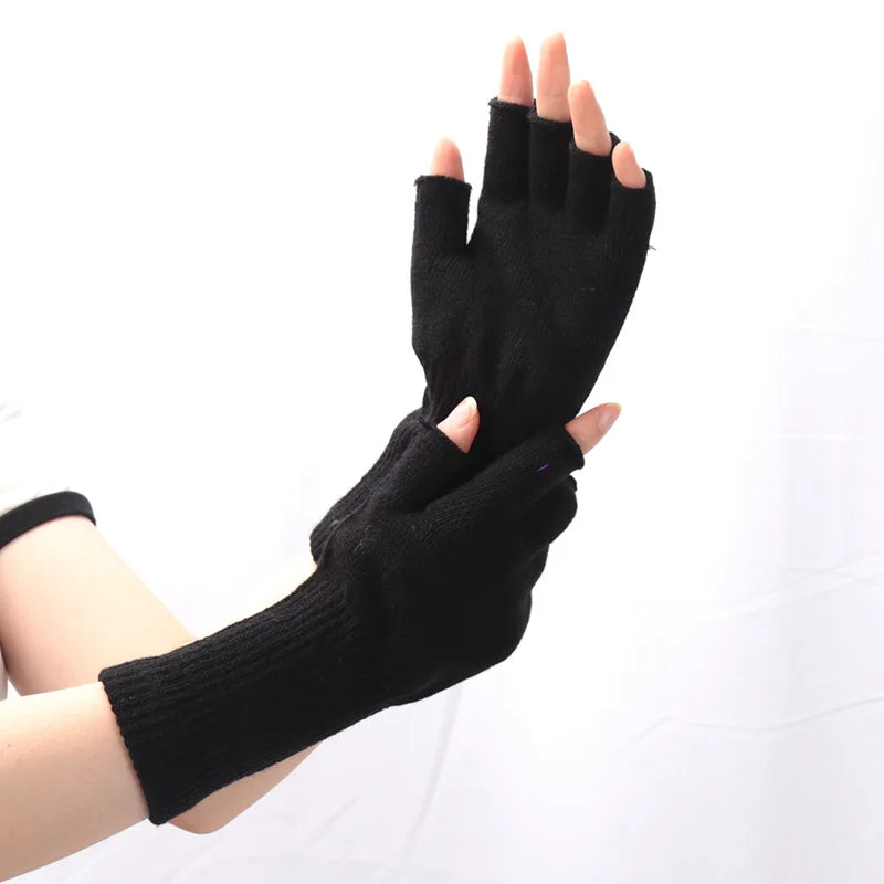 Black Knitted Gloves