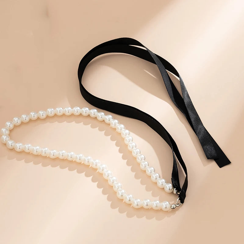 Elegant Ribbon Choker