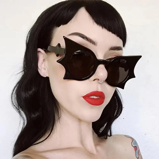 Retro Style Bat Wing Sunglasses