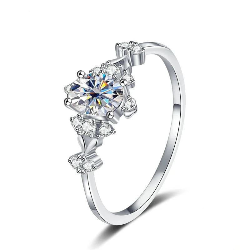 Luxury Snowflake Moissanite Ring